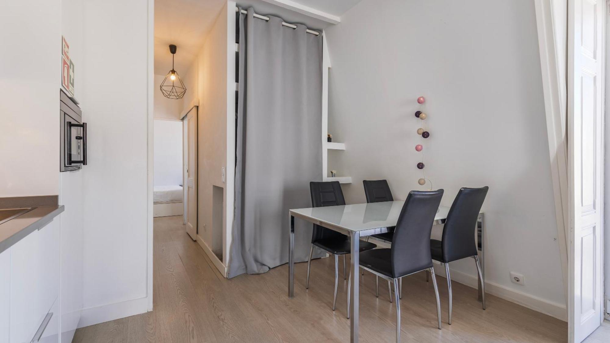 ליסבון Classic Topfloor Apartment By Lovelystay מראה חיצוני תמונה